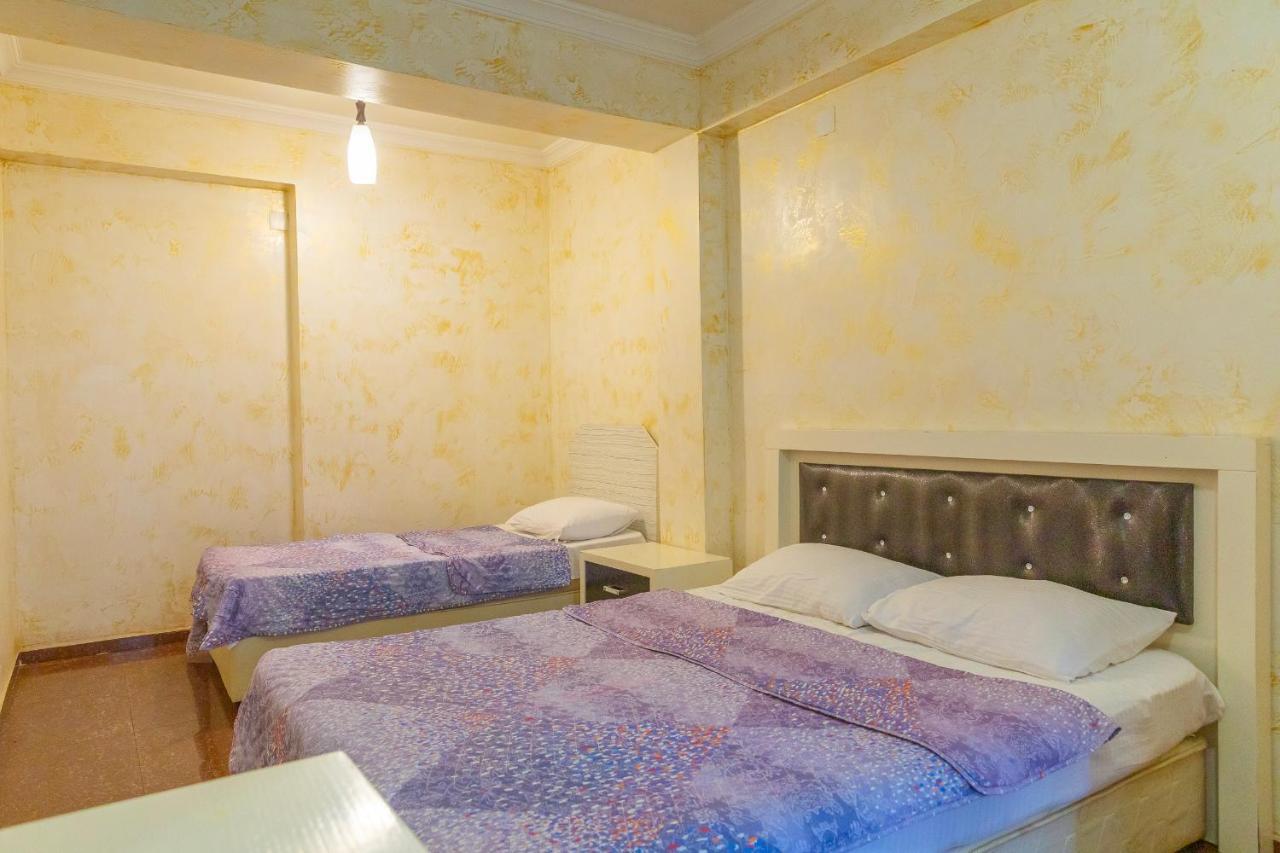 Samni Hotel Уреки Екстериор снимка