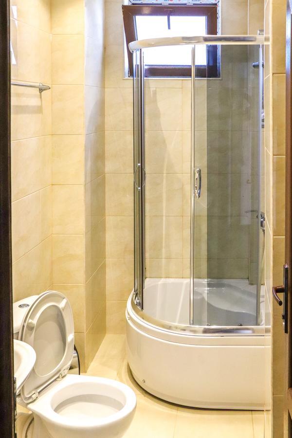 Samni Hotel Уреки Екстериор снимка